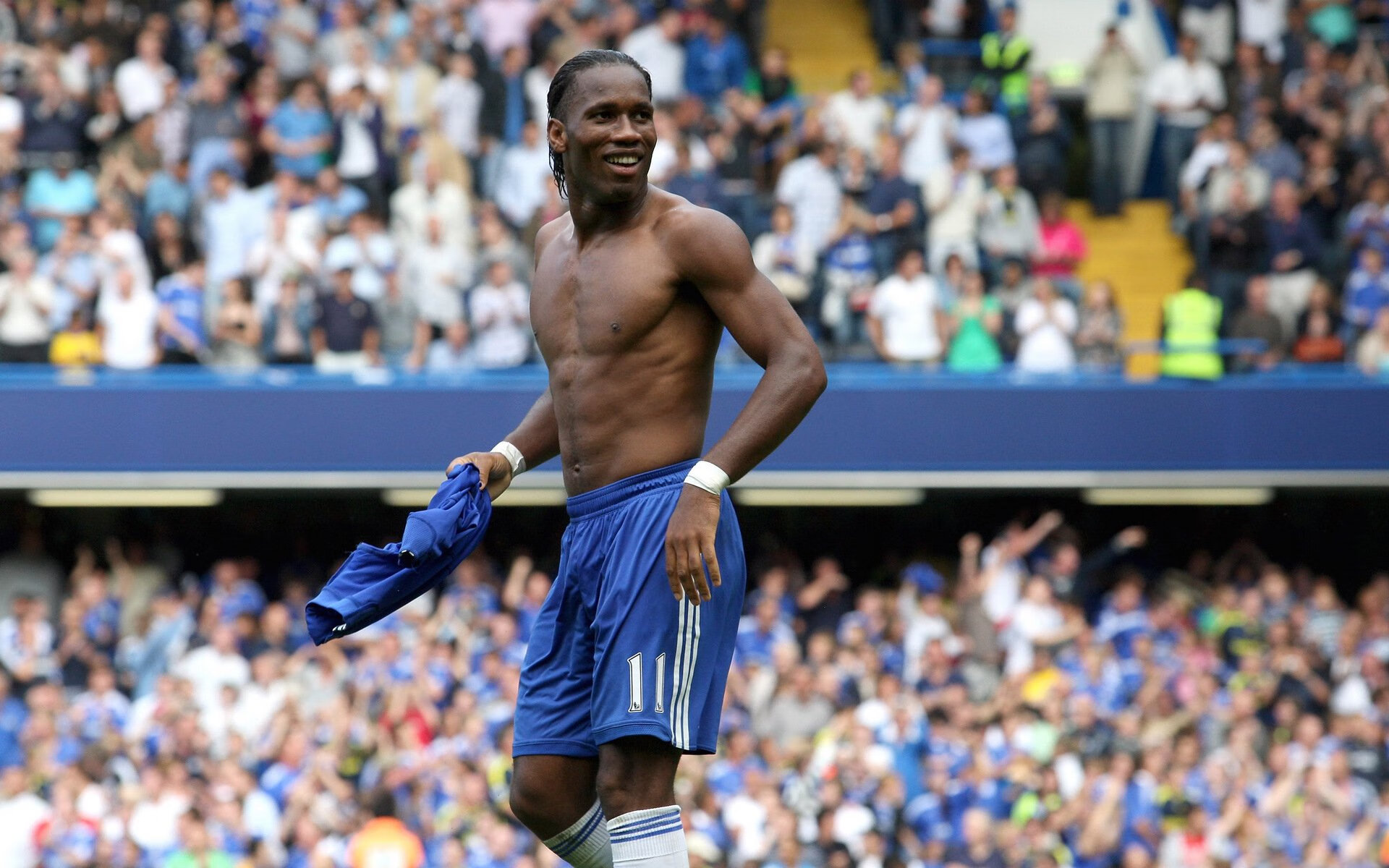 九游体育官网：欧冠半决赛激战正酣，豪门对决引爆全球瞩目